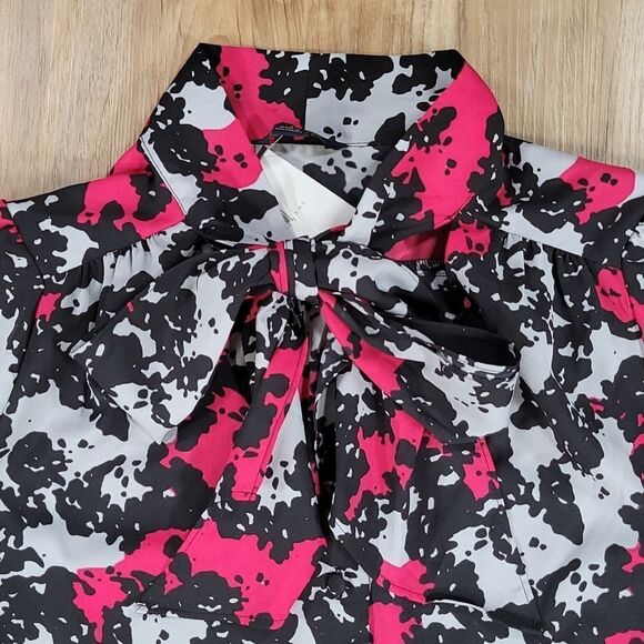 🔹️NWT Banana Republic Pink, Black, & Gray Short Sleeve Blouse Small - Picture 7 of 16